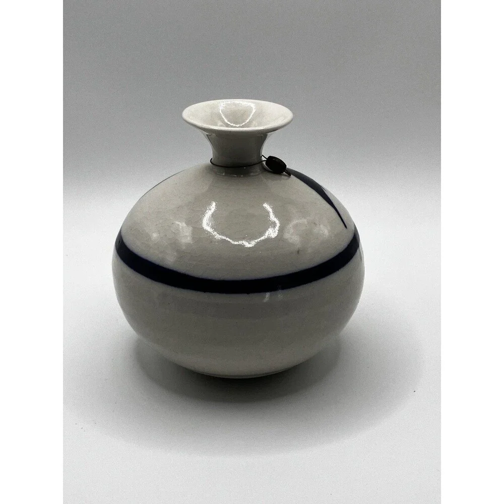 Vintage Roger Butler White  W/Cobalt Blue Feather Design Pottery Vessel/Vase